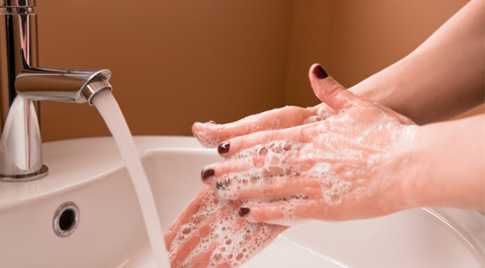 “Enhancing Your Hands: 5 Simple Steps to Achieve a Beautiful Look”