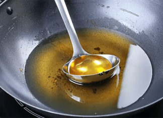Tips for Disposing of Excess Cooking Oil