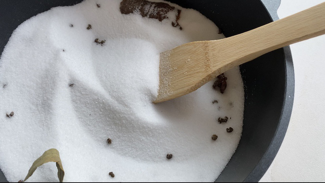 Efficient Boiling Technique Preserves Eggs Fresh for a Month Without Wasting Water