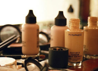7 Essential Makeup Products You Need