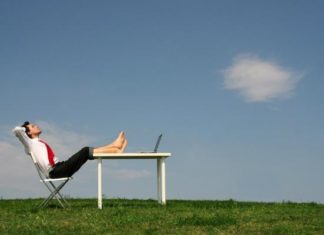 10 Bad Habits That Are Emptying Your Wallet