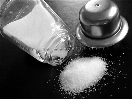 Handy Hints to Remove Unwelcome Onion Odour from Your Fingers