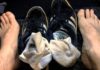 How to Treat Foot Odor Quickly and Easily at Home – 12 Tips