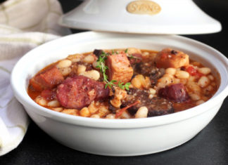 How to Keep Food Fresh in Hot Weather Conditions