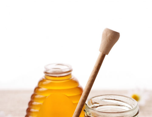 Making Your Own Hair Conditioner for Shiny and Smooth Hair