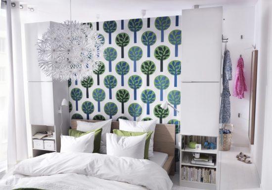 How to Create More Storage in a Small Bedroom: 3 Tips