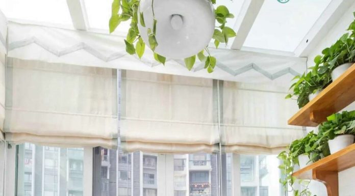 Solution to Limited Balcony Space: An Effective Way to Dry Clothes and Save Room