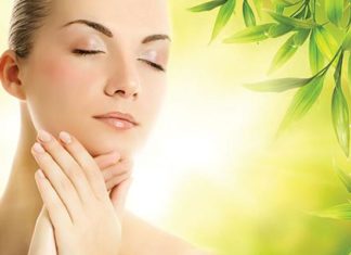 5 Foods to Achieve Glowing and Flawless Skin Complexion