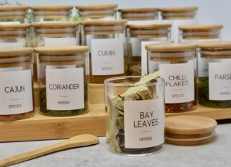 Organizing a Tidy Kitchen: 10 Tips Every Woman Should Know