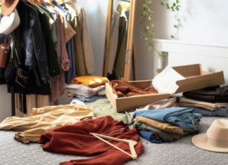 Top 9 Tips for Safely Storing Clothes