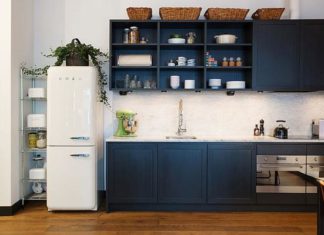 “How to Quickly and Thoroughly Clean a Refrigerator in 20 Minutes”