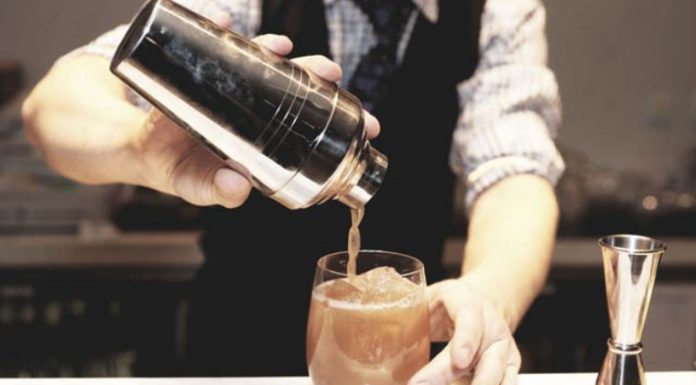 5 Things You Should Know Before Using a Shaker Bottle – Pocket This Advice!