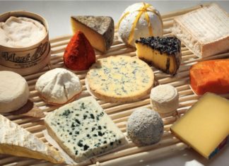 Taste the Delicious Variety of French Cheeses!