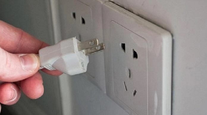 Easy and Quick Home Cleaning Tips for a Mini Fridge