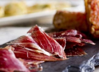 Preserving Salted Pork Leg to Keep Its Flavor Fresh and Delicious