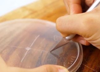 How to Disinfect Surfaces and Objects Using a Towel or Cloth