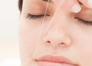 Easy Ways to Pluck Out Your Eyelashes from Home