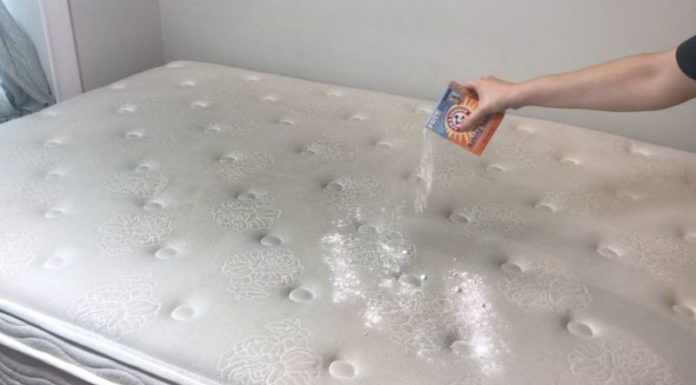 Tips on Managing Wet Mattresses With Different Materials