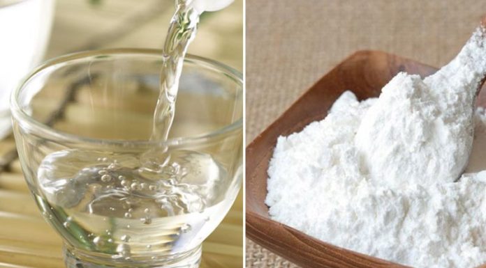 “Which Method for Cleaning Cutting Boards is the Most Effective? A Review of Five Popular Options”