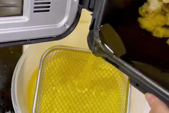 Discover How an Everyday Ingredient Can Help Remove Oil Residue in Just 1 Minute!