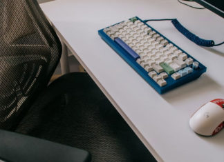 6 Strategies to Minimize Hand Discomfort while Typing on a Keyboard