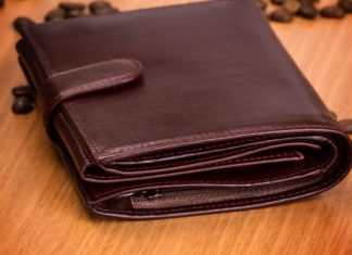 Gift Ideas to Make His Birthday Memorable: 10 Practical Presents for Men