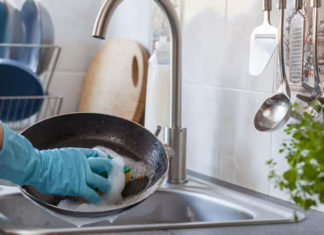 Avoid Washing Greasy Pans with Hot Water