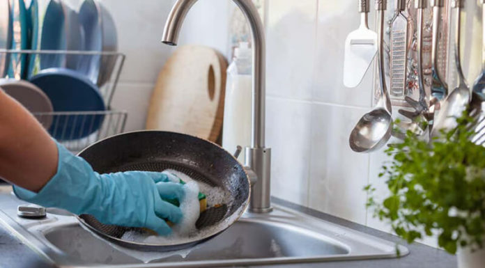 Avoid Washing Greasy Pans with Hot Water
