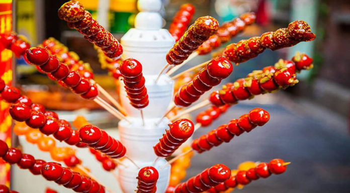 The Sweet Story of H? Lô Candy: Unwrapping Its History and Taste