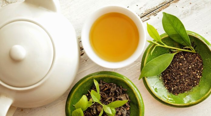 A Simple Fix for the Blackened, Smelly Mop After Long-Term Use