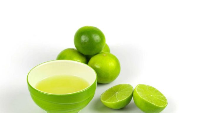 The Art of Revitalising Your Stained Glass Vase: A Comprehensive Guide to Cleaning.