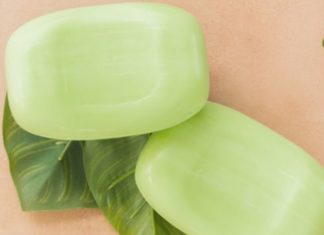 4 Inexpensive Ingredients to Get Your Foggy Windows Sparkling Clean!