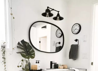 The Ultimate Guide to a Sparkling Bathroom: A Quick and Easy Clean