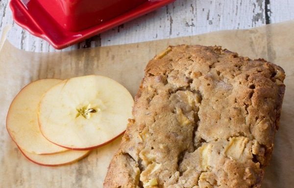 5 Ways to Make Your Home Smell Fresh Without Spending Money on Essential Oils