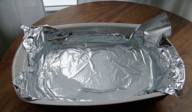 Revive Dull Silverware with Boiling Water and Aluminum Foil
