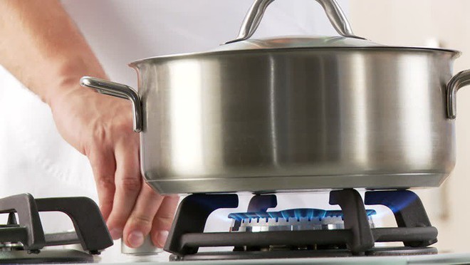 Save Money and Reduce Cooking Gas Usage by 50% with These Simple Tips