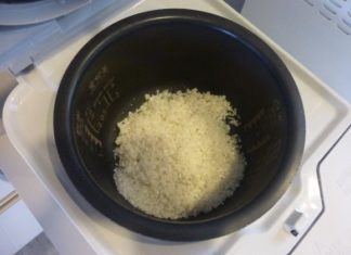 Delicious Dish Frightens Family with Unusual Ingredient: Coffee-Cooked Rice