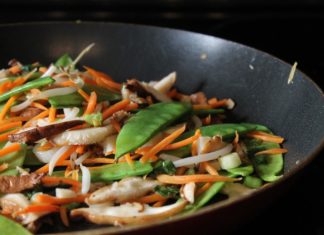 Amaze Your Family with This Unique “Magic Trick” of Stir-Frying Vegetables without Oil