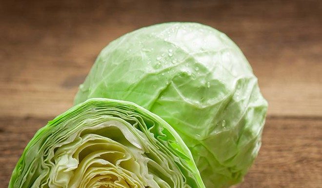 “Boy Amazes Friends with Cabbage Smash Performance”