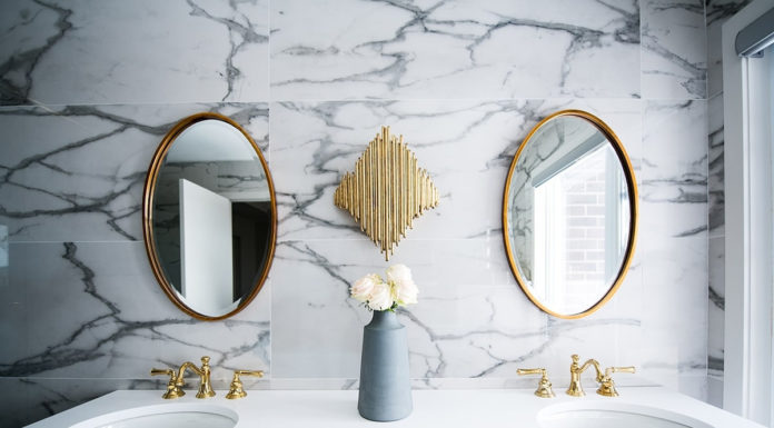 How to Beautifully Incorporate Mirrors into Home Decor