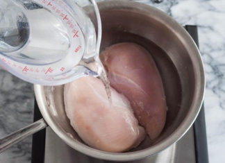 Cook Chicken Breast with Fruit to Lose Weight and Maintain Flavor