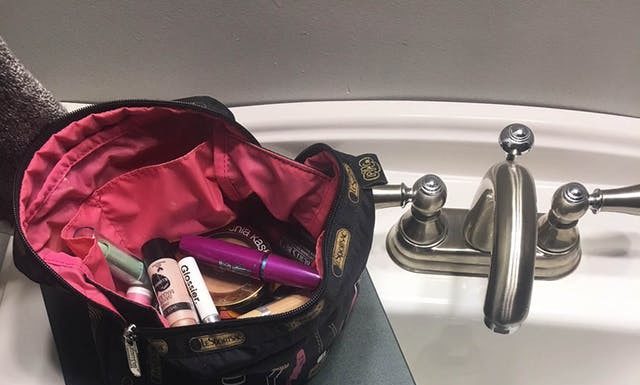 The Benefits of Placing a Cutting Board in Your Bathroom