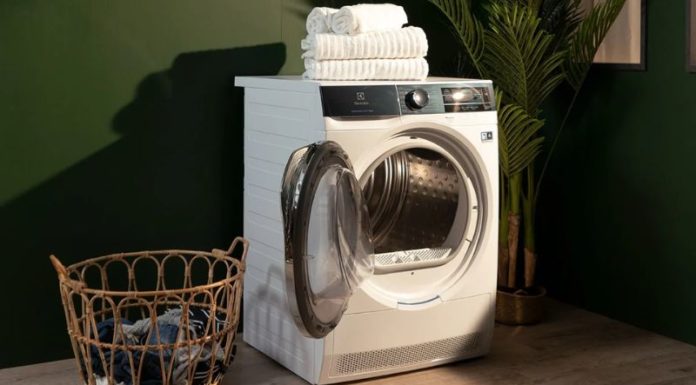 Quick Fixes for Foul Odors Coming from Clothes Dryers