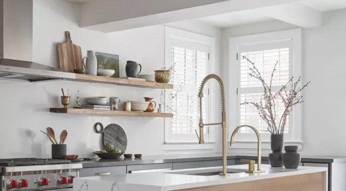 Selecting the Right Curtains for Your Windows