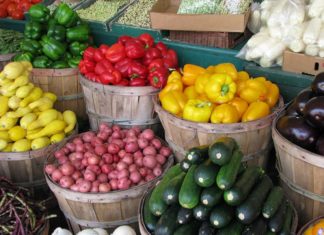 Pocket These 18 Incredibly Handy Tips for Preserving Fresh Vegetables and Fruits