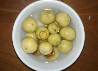 Crispy and Delicious Salted Egg Dish