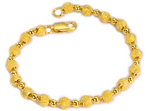 “Mastering the Art of Keeping Jewelry Sparkling”