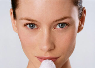 10 Tips to Look Beautiful with Lipstick