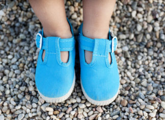 5 Essential Shoe Cleaning Tips for Busy Moms to Know