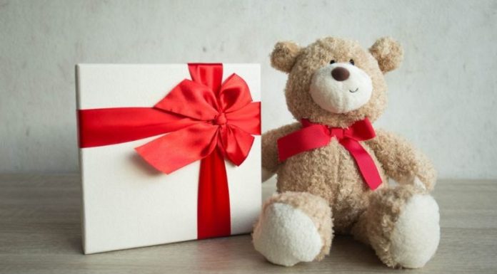 8 Lucky and Joyful Gifts for Gemini Zodiac Signs